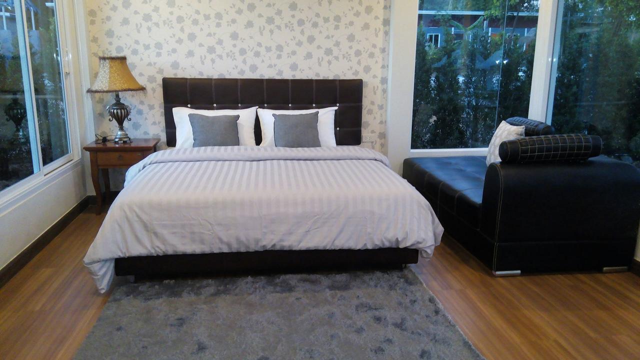 Bluemoon Riverside Phibun Mangsahan Dış mekan fotoğraf